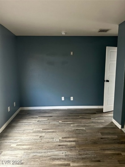 Building Photo - 4030 E Carey Ave