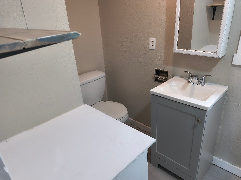 Building Photo - 9035 SE Division St