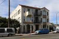 Building Photo - 1147 Broad Ave