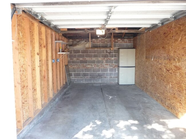 Building Photo - One Block From Sloan's Lake