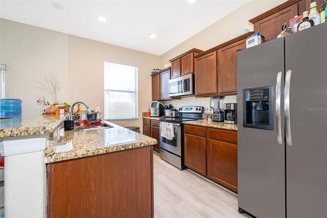 Building Photo - 10733 Savannah Landing Cir