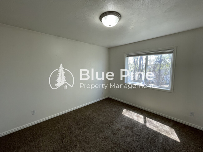 Building Photo - 3134 Chasewood Dr