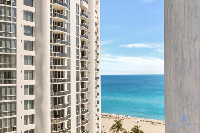 Building Photo - 18001 Collins Ave