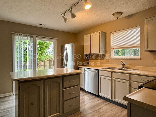 Building Photo - 5038 Grand Tetons Dr