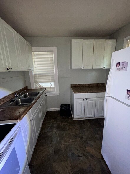 Building Photo - 6342 Lena Ave