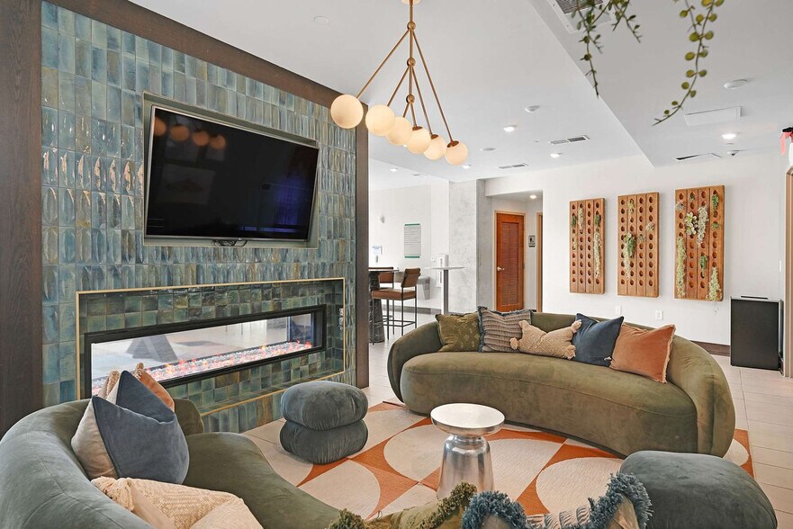 Building Photo - 28 Woolfe St