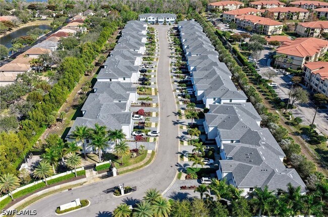 Building Photo - 13045 Pembroke Dr