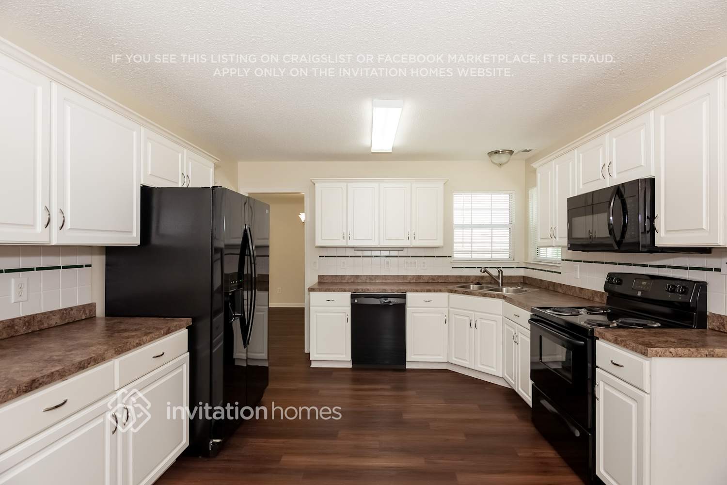 Building Photo - 3221 Brownes Creek Rd