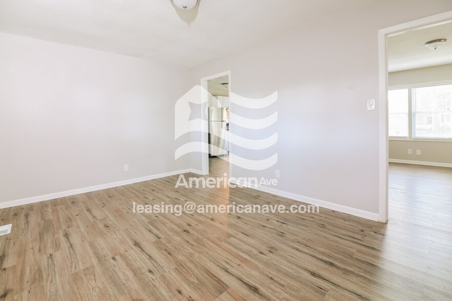 Building Photo - 5136 Wichita Dr