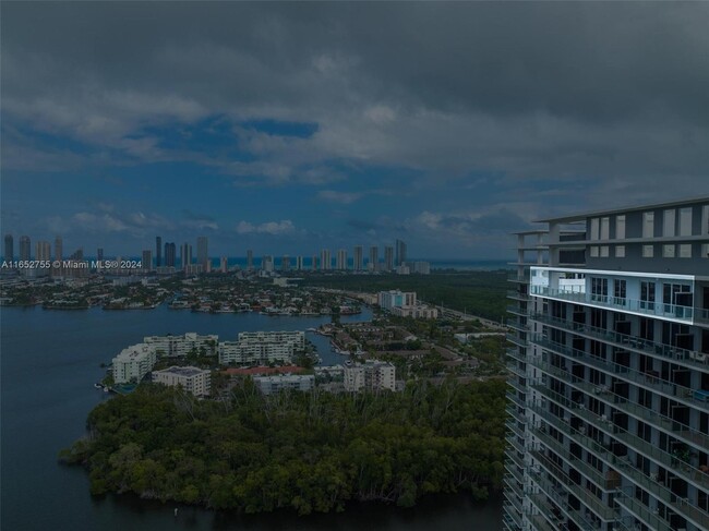 Building Photo - 16385 Biscayne Blvd