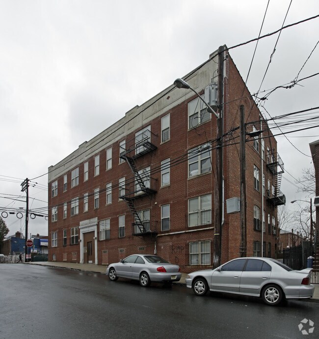 Building Photo - 1-7 Tremont Terrace