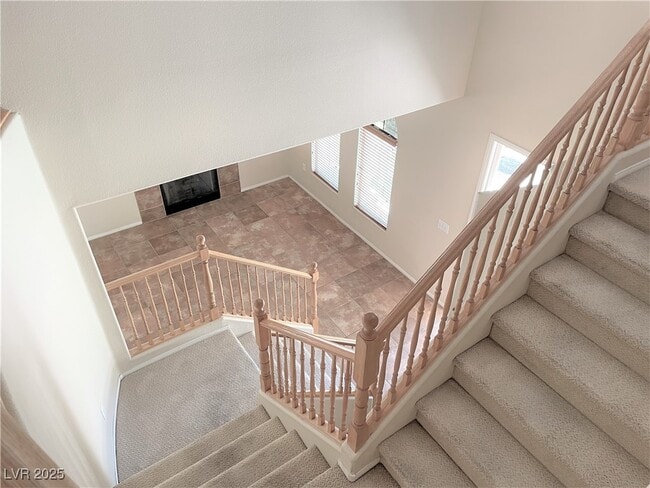 Building Photo - 12065 Hathaway Pines Dr