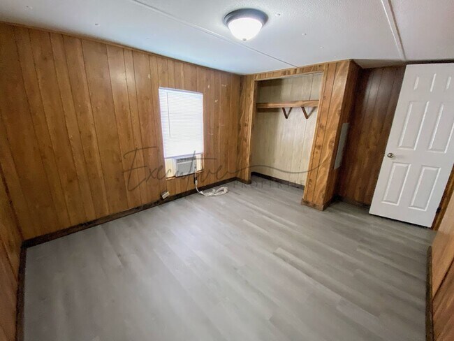 Building Photo - 1030 Mildred St