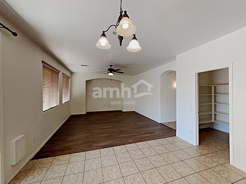 Building Photo - 18015 W Carol Ave