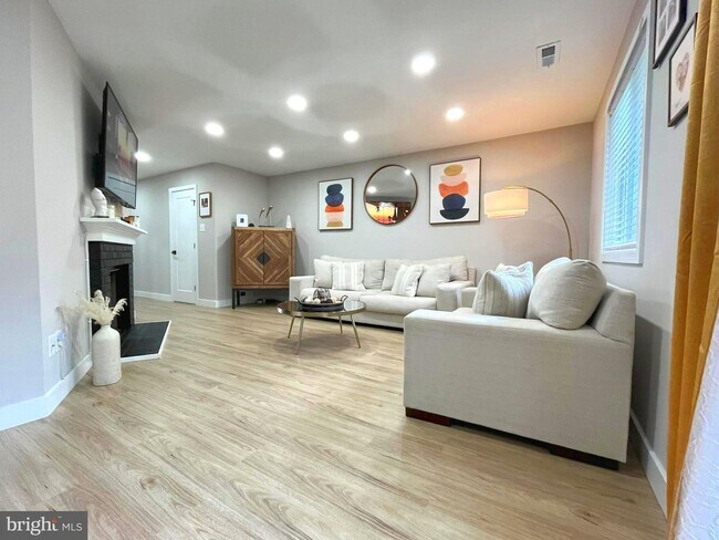 Building Photo - 402 A Mulberry Cove-402