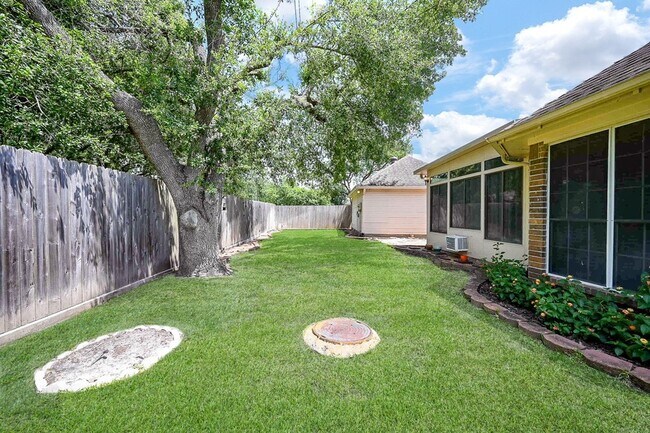 Building Photo - 1335 Remington Crest Dr