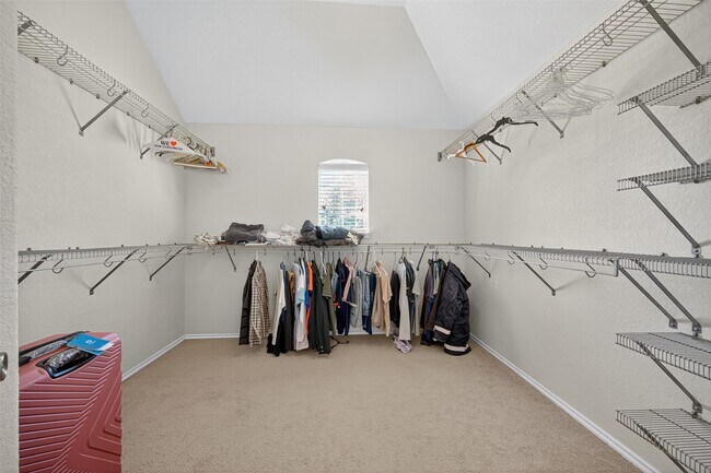 Building Photo - 21583 Rose Mill Dr