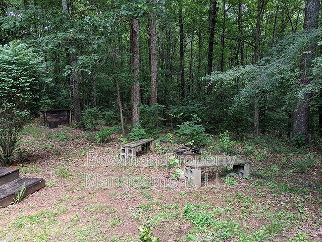 Building Photo - 155 Rachel Way