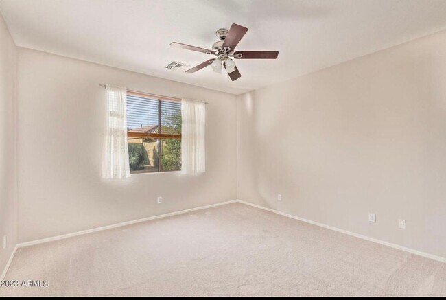 Building Photo - 2530 W Lewis and Clark Trail