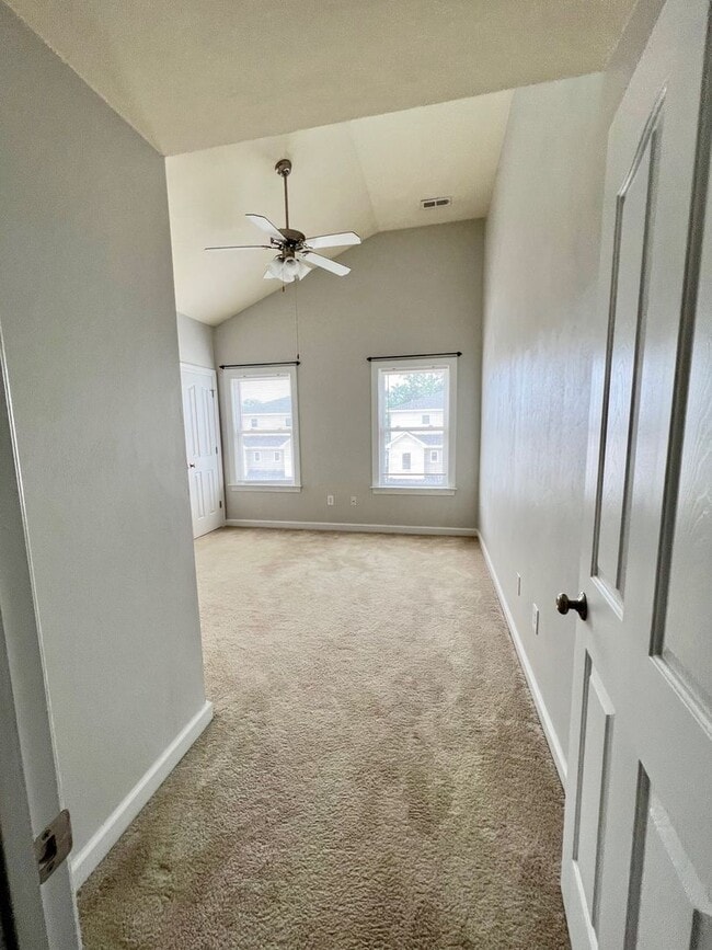 Building Photo - 3BD/3.5BA Condo w/ Garage in Chicks Beach!...