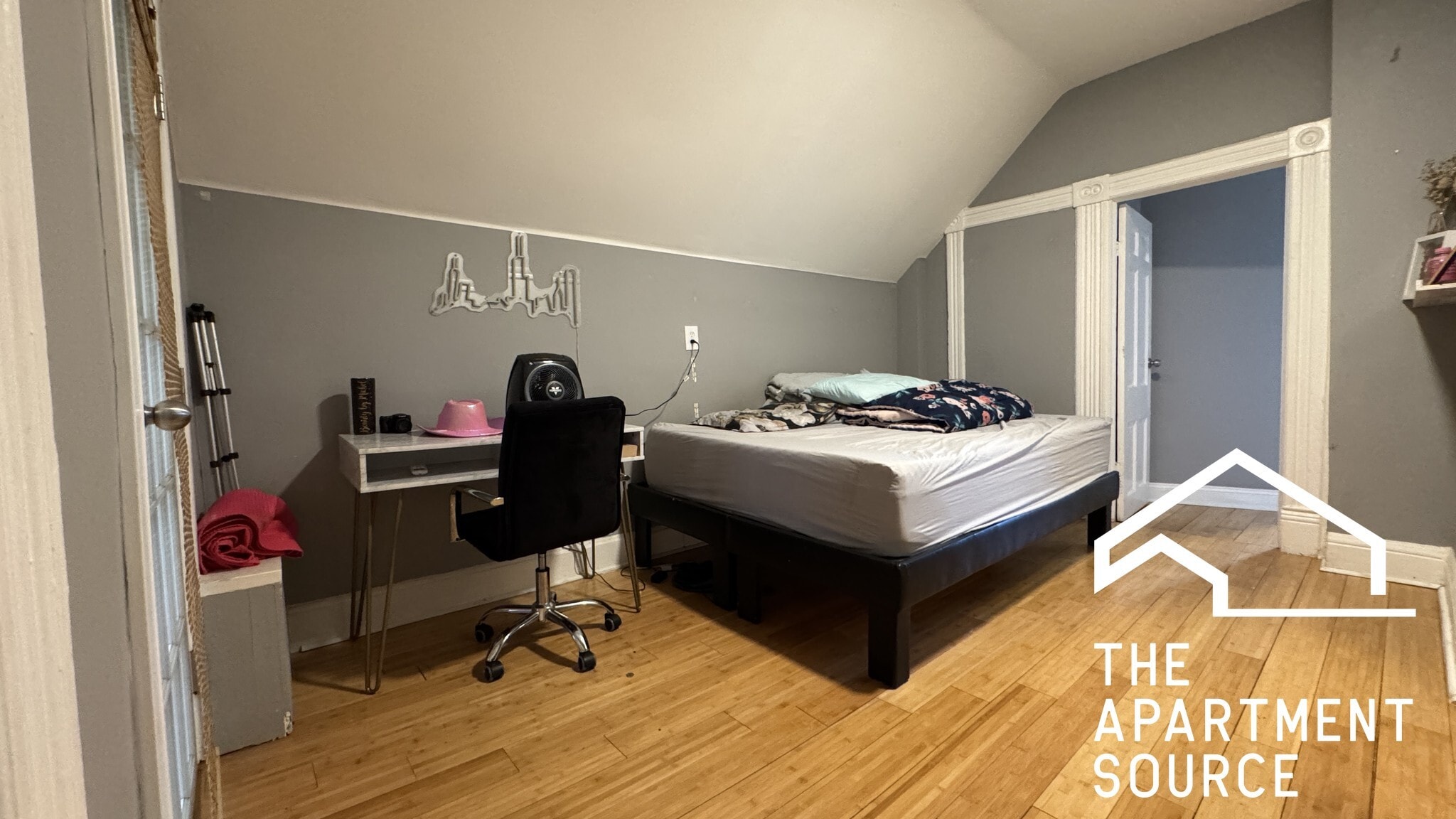 Building Photo - 2642 W Hirsch St