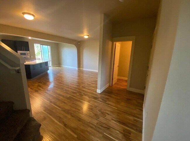 Building Photo - 13392 SE Autumnwood Ln