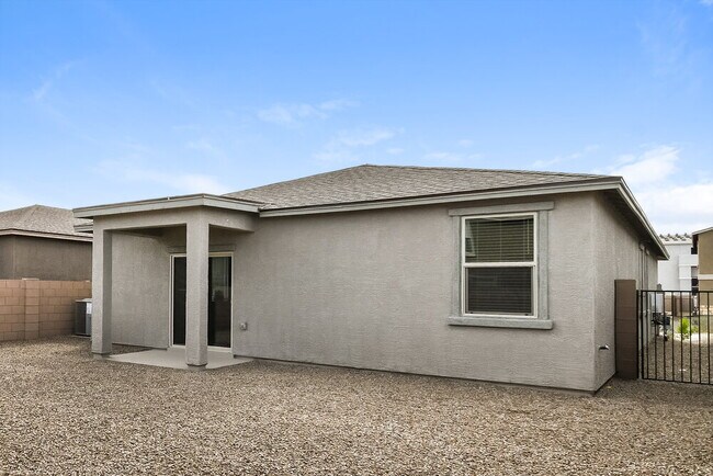 Building Photo - 10302 W Sumullen St