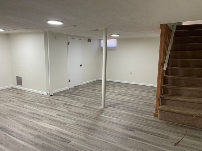 Building Photo - 3 Bedroom 2 Bathroom Home in Kingsport, TN