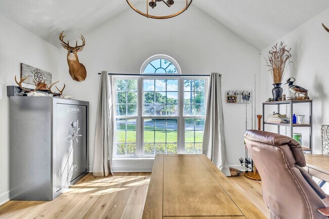 Building Photo - Gorgeously Updated 4 Bed/3.5 Bath in Tranquilla Hall - Buckhead