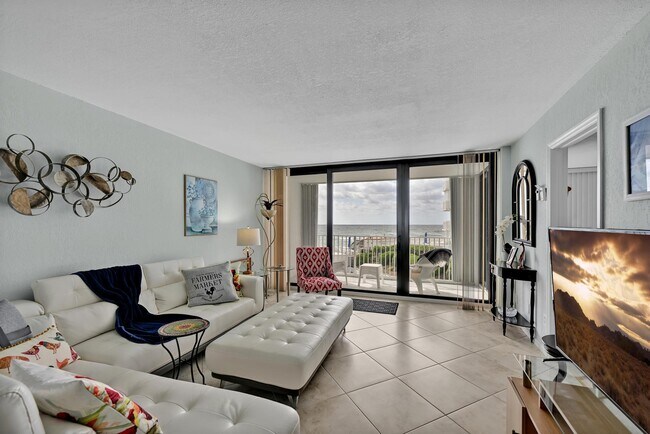 Building Photo - 3590 S Ocean Blvd