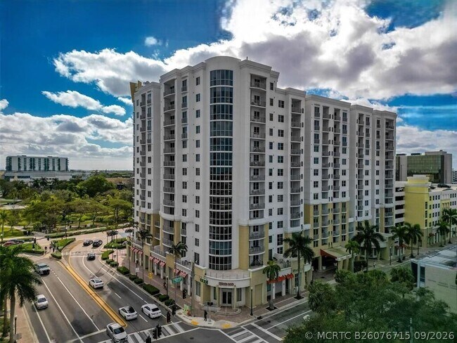 Building Photo - 1830 Radius Dr