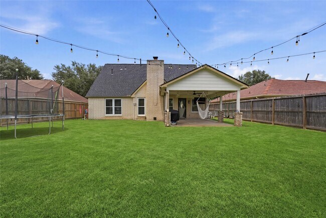 Building Photo - 5234 Findlay Dr