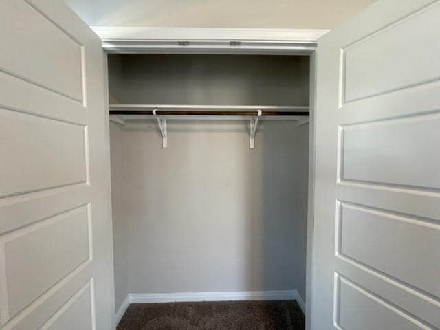 Building Photo - 1222 Lennea Gdn