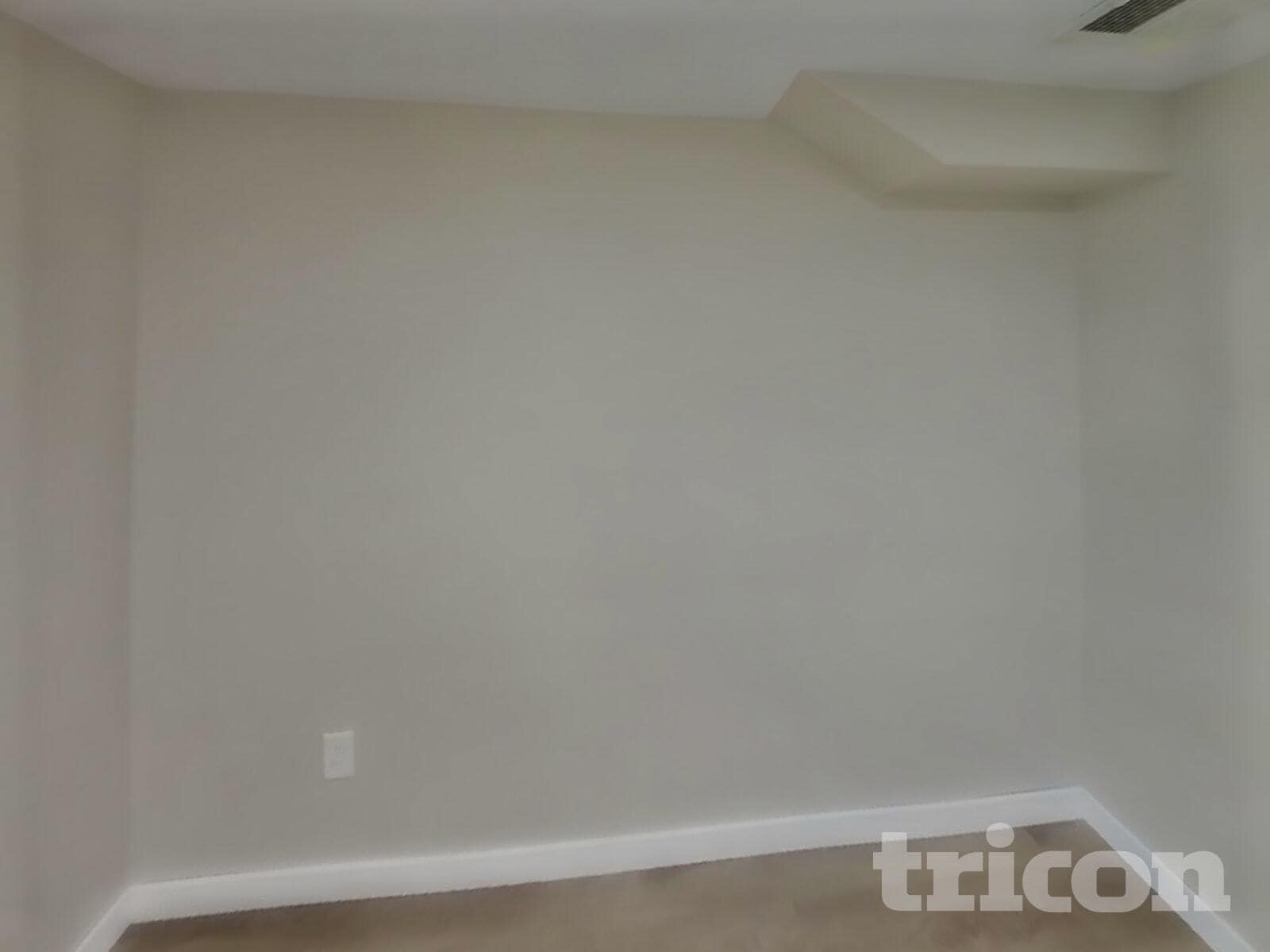 Building Photo - 1633 Sherwood Ave