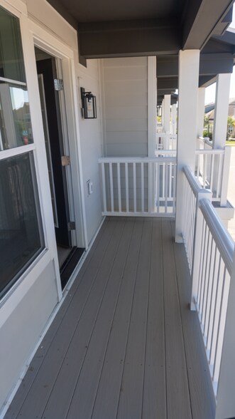 Building Photo - 850 Maxine Ct