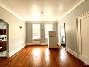 Building Photo - 55 Tonnelle Ave