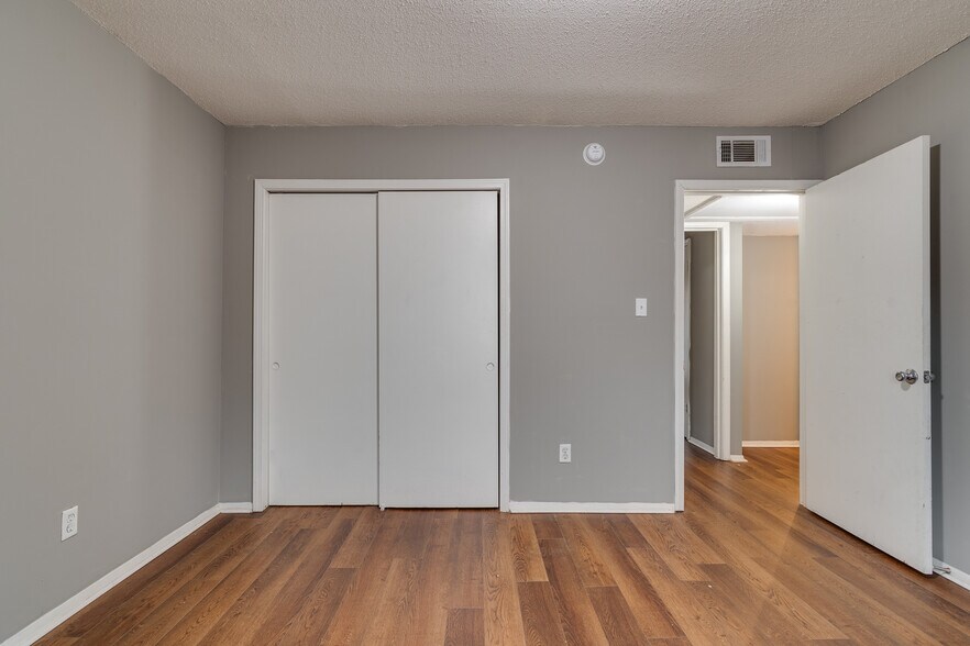 Building Photo - 3646 Spottswood Ave