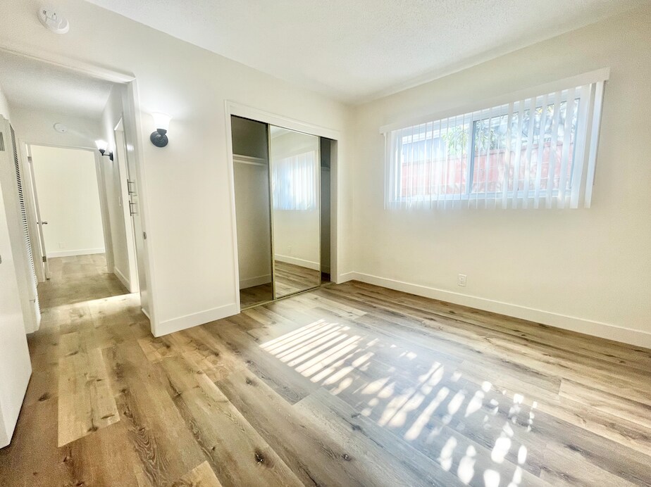 Building Photo - 4341 W 169th St