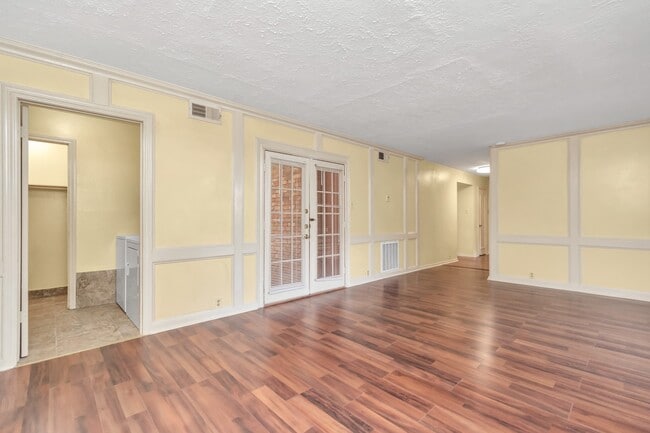 Building Photo - 4702 Cashel Cir
