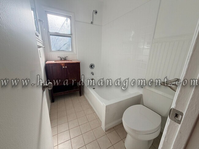 Building Photo - 00644VE