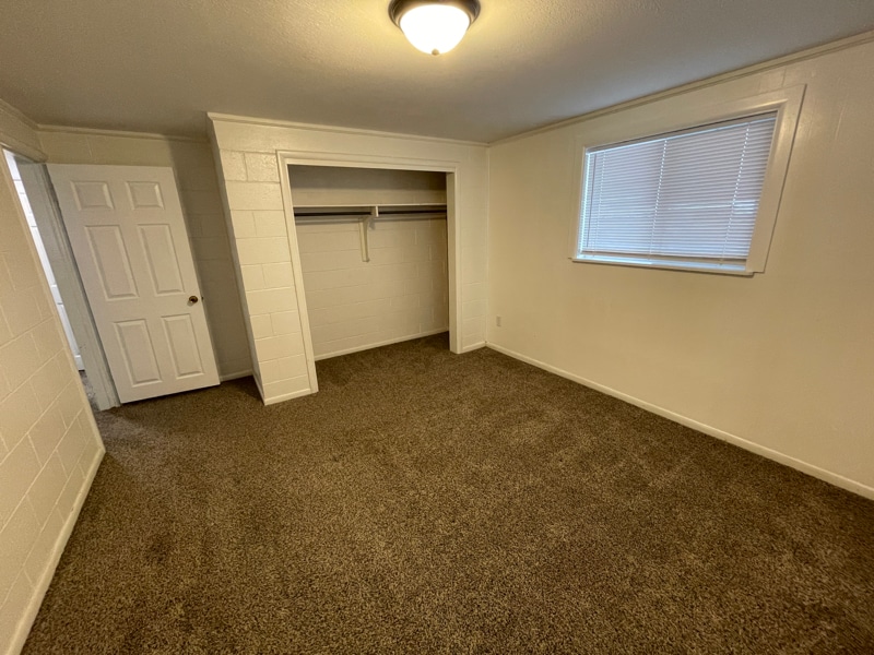 Building Photo - 1535 W 100 Rd S