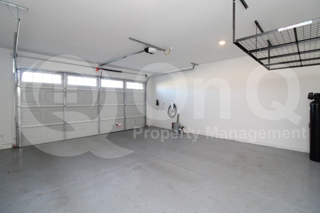 Building Photo - 23055 E Stacey Rd