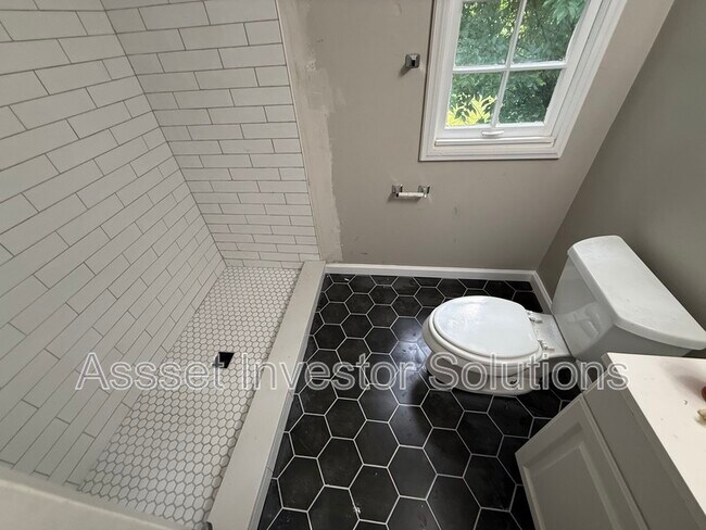 Building Photo - 4131 Eaton St