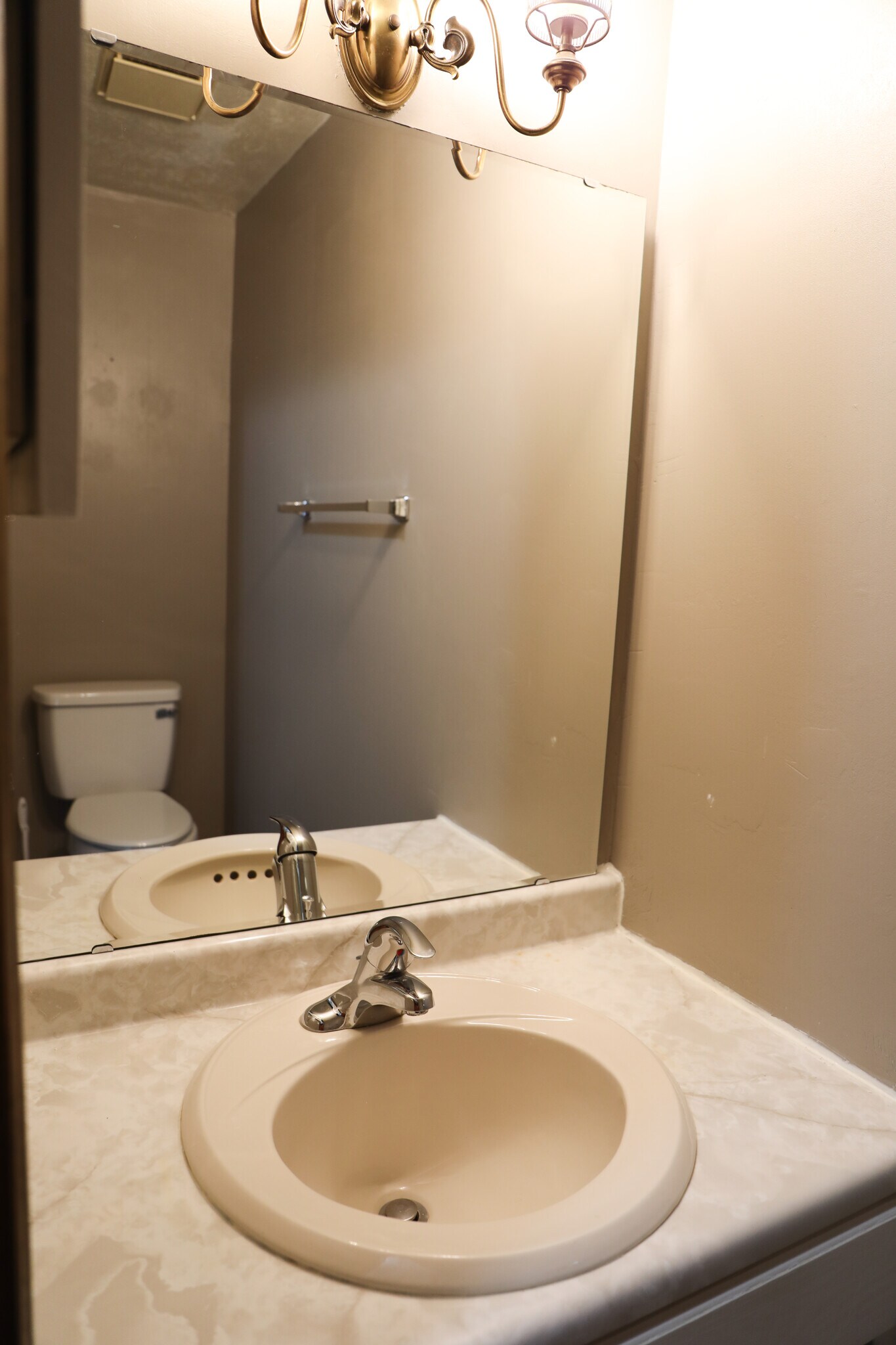 Building Photo - 5409 Johnnycake Rdg NE