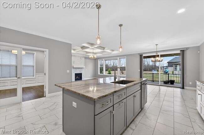 Building Photo - 43721 Legacy Dr