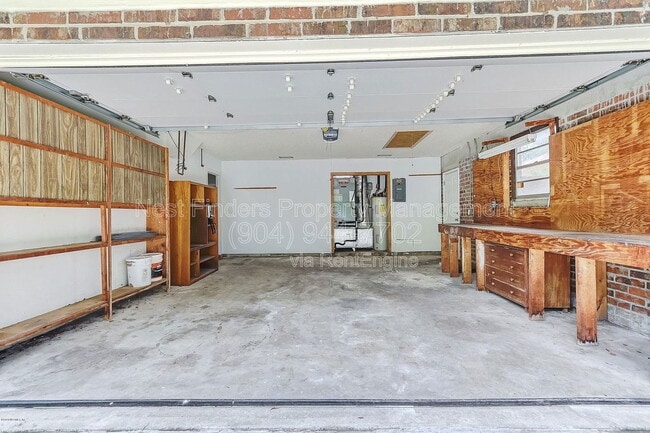 Building Photo - 1758 Alder Dr