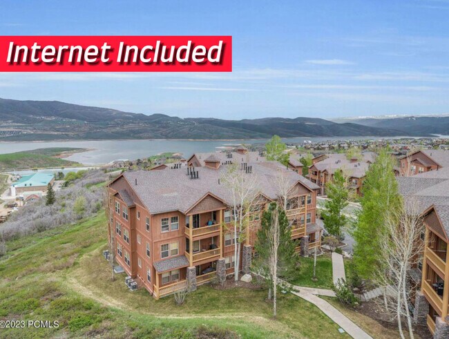 Primary Photo - 1800 Fox Bay Dr