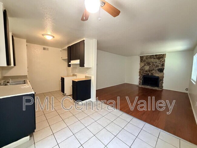 Building Photo - 6222 Porterfield Ct