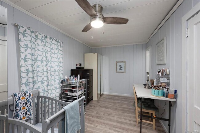 Building Photo - 299 Oscawana Lake Rd