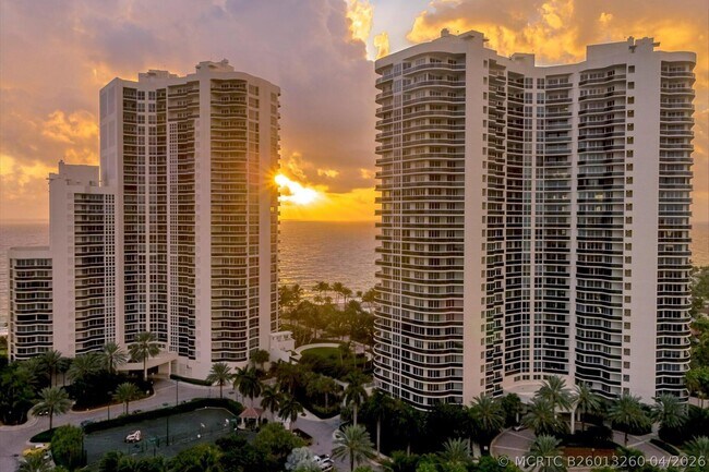 Building Photo - 3100 N Ocean Blvd